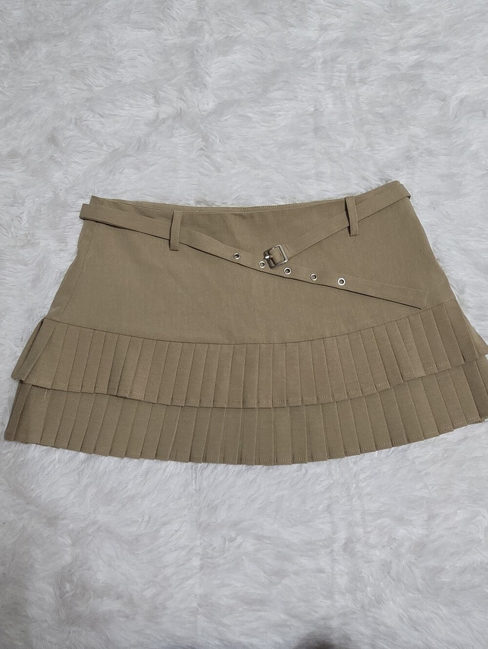 Bershka Khaki Pleated Mini Skirt with Belt NWOT
